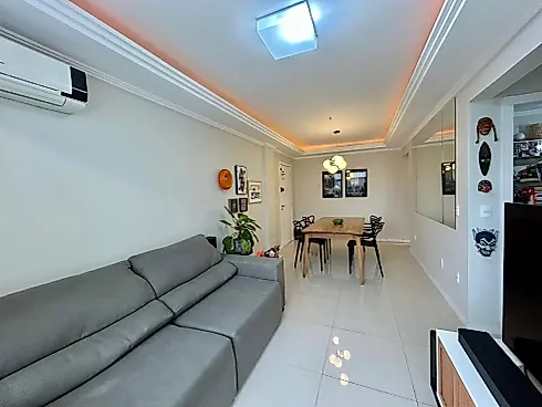 Apartamento em Kobrasol, São José