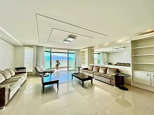 Apartamento em Coqueiros, Florianópolis