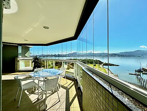 Apartamento em Coqueiros, Florianópolis
