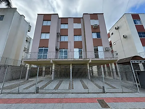 Apartamento com 2 quartos em Roçado, São José