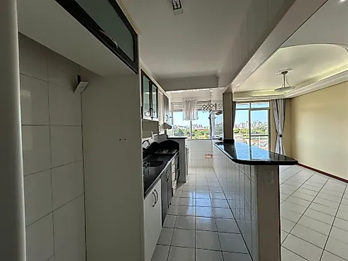 Apartamento em Praia Comprida, São José