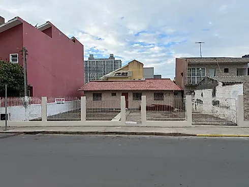Casa com 2 quartos em Centro, Biguaçu