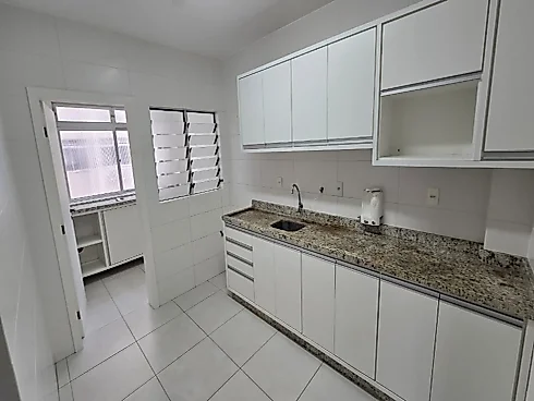 Apartamento com 3 quartos em Capoeiras, Florianópolis