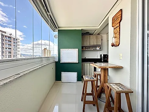 Apartamento com 3 quartos em Barreiros, São José