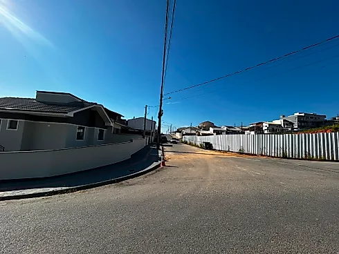Terreno 298m² com Boa Localização - Bela Vista