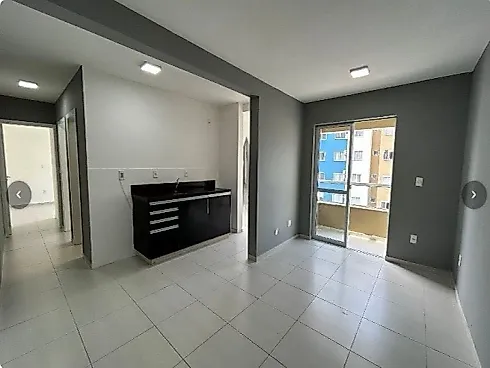 Apartamento de 2 Dormitórios na Pedra Branca