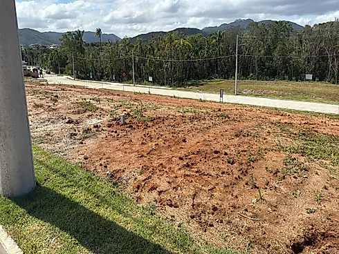 Terreno em Forquilhas, São José