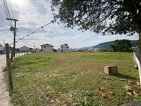 Fundos, Biguaçu