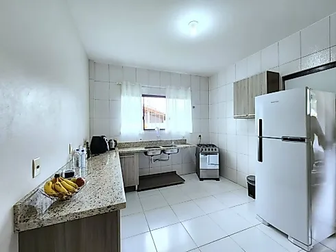 Casa com 02 Dormitórios sendo 01 Suíte no Bairro São Sebastião em Palhoça. - Casa em São Sebastião, Palhoça - Foto 5