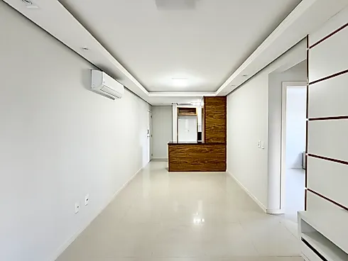 Apartamento 2  Dormitórios com Suíte - Estreito - Apartamento em Capoeiras, Florianópolis - Foto 4