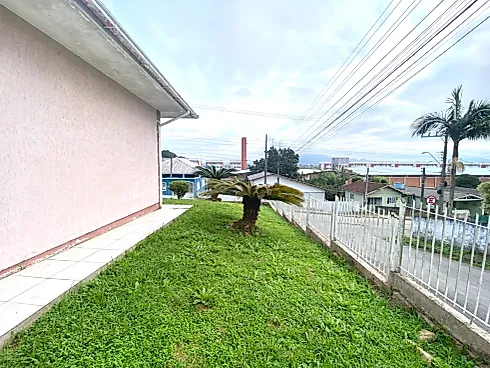 Casa de Esquina a Venda com 3 Quartos - Biguaçu - Casa em Morro da Bina, Biguaçu - Foto 2