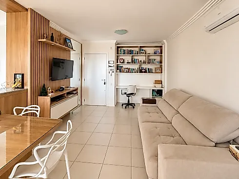 Apartamento de 2 Dormitórios em Capoeiras - Apartamento em Estreito, Florianópolis - Foto 2