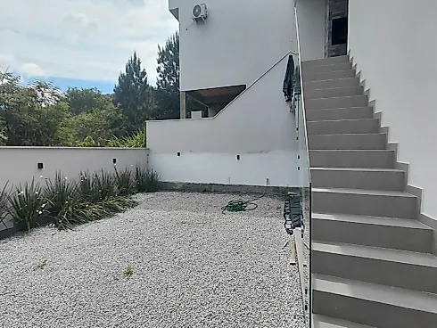 Casa com 03 Dormitórios sendo 01 Suíte no Bairro Potecas em São José. - Foto 25