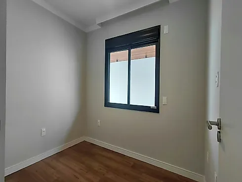 Casa com 03 Dormitórios sendo 01 Suíte no Bairro Potecas em São José. - Foto 17