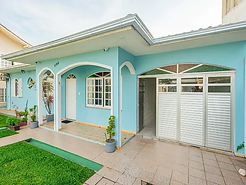 Casa 4 Quartos com 1 Suíte - Capoeiras - Casa em Capoeiras, Florianópolis - Foto 1