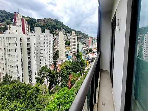 Apartamento com 2 Suítes, Vista Livre e 2 Vagas - Centro - Foto 3