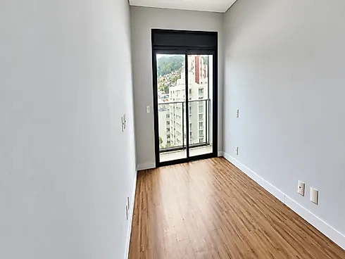 Apartamento com 2 Suítes, Vista Livre e 2 Vagas - Centro - Foto 8