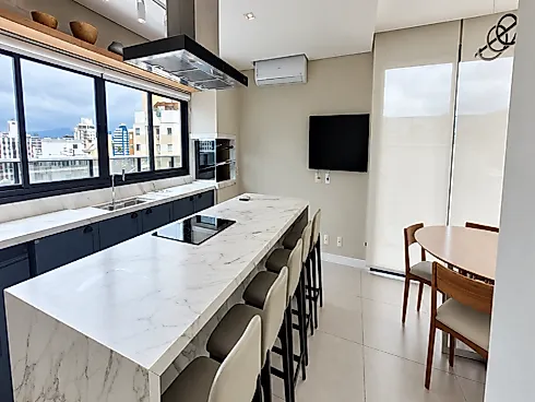 Apartamento com 2 Suítes, Vista Livre e 2 Vagas - Centro - Foto 13