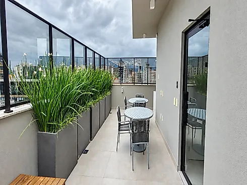 Apartamento com 2 Suítes, Vista Livre e 2 Vagas - Centro - Foto 17