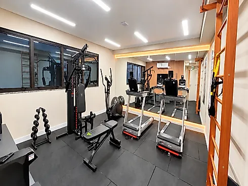 Apartamento com 2 Suítes, Vista Livre e 2 Vagas - Centro - Foto 19
