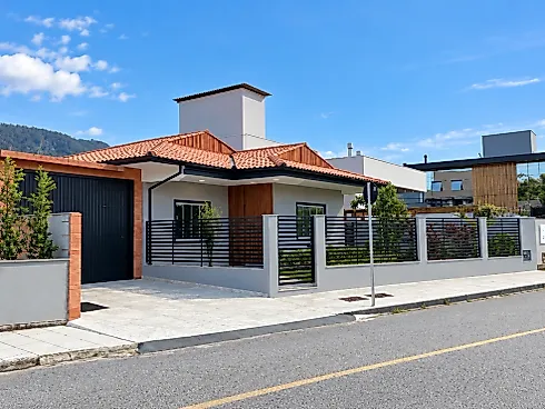 Casa 3 Quartos com 3 Suítes e 180m² - Pedra Branca - Foto 3