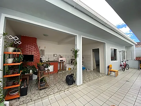 Casa 4 Quartos com 2 Suítes e 200m² - Barreiros - Foto 1
