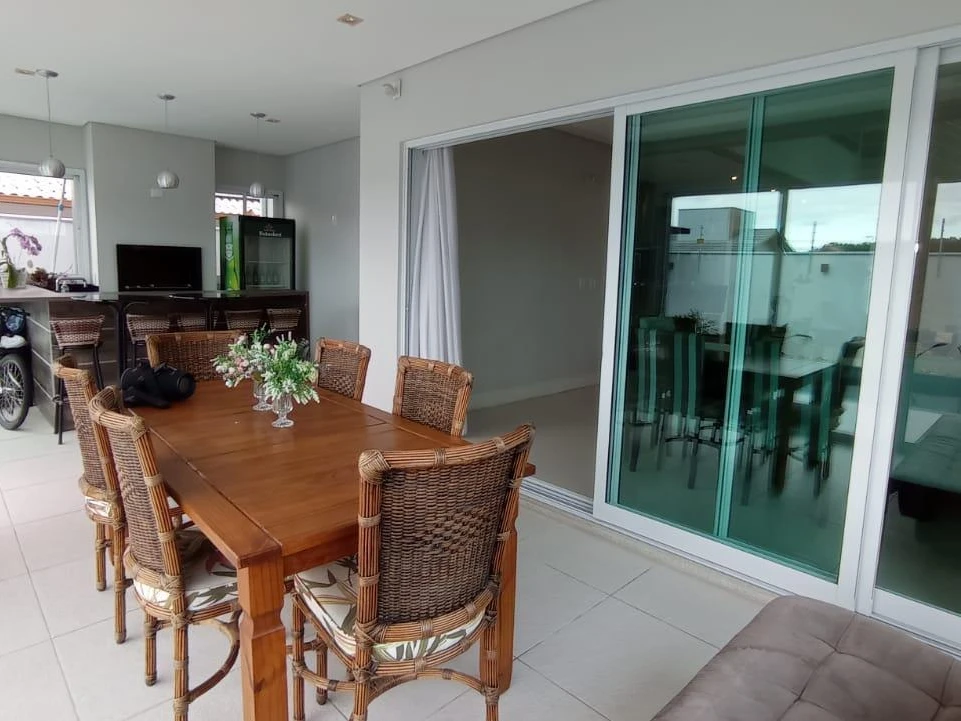 Casa em Pedra Branca, Palhoça. 4 quartos, 300m². Imagem 8 de 13