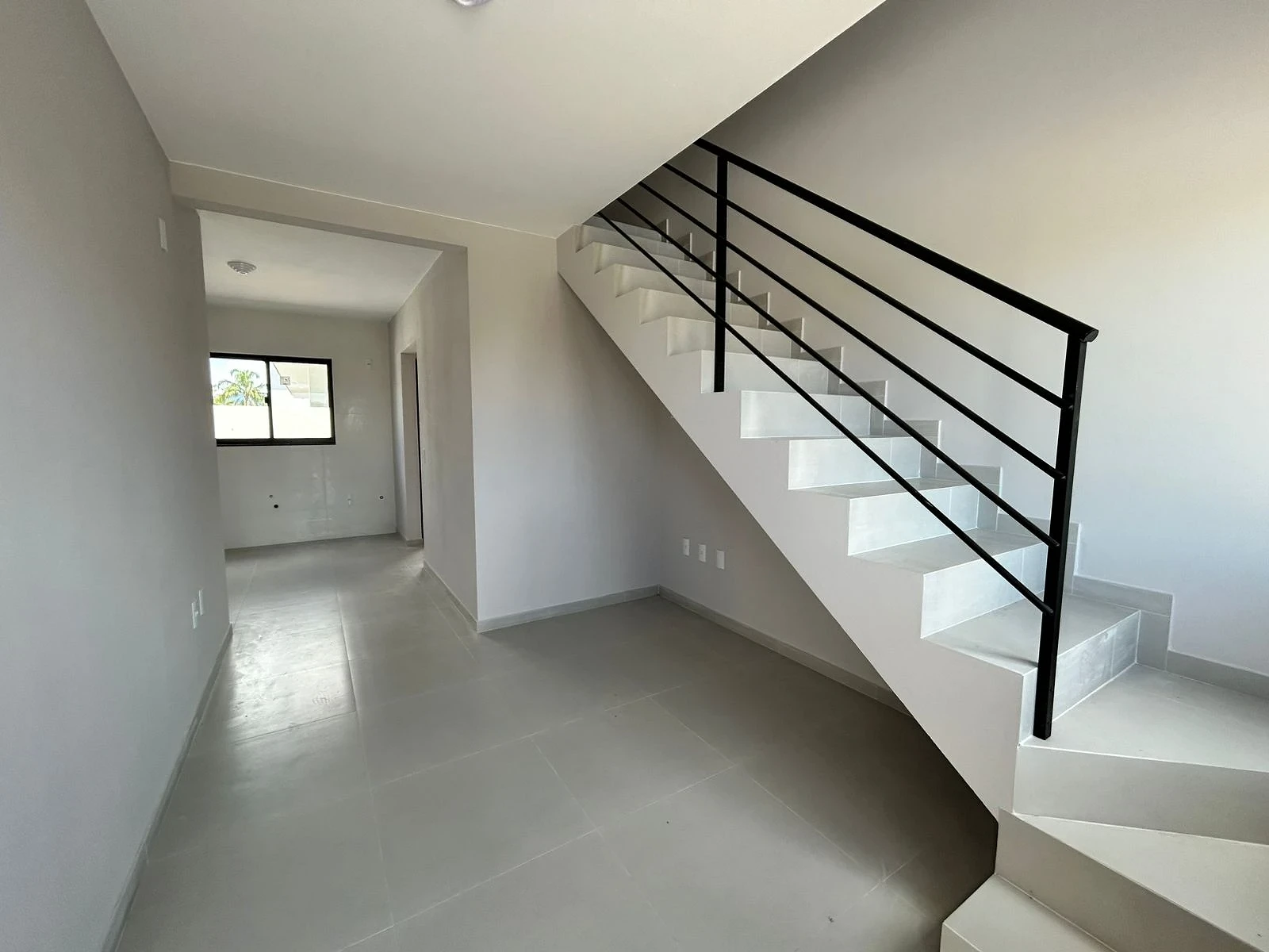 Sobrado Geminado em Nova Palhoça, Palhoça. 2 quartos, 61m². Imagem 2 de 9