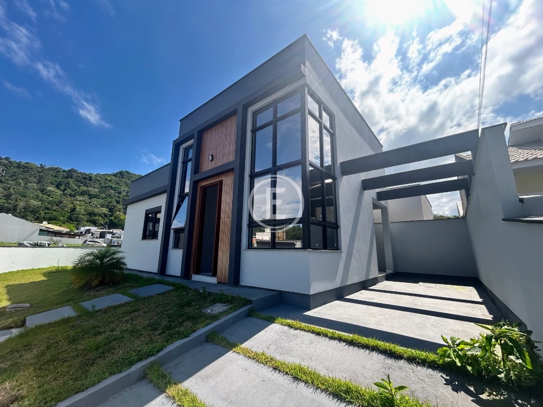 Casa em Parque Vale Verde, Palhoça. 3 quartos, 81m². Imagem 1 de 10