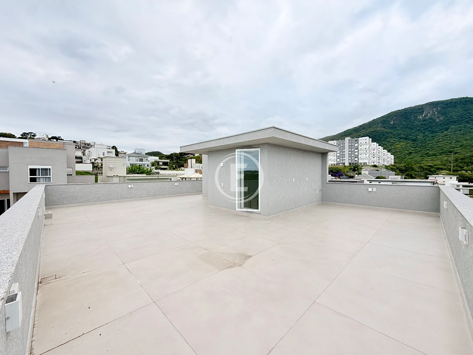 Casa em Pedra Branca, Palhoça. 3 quartos, 339m². Imagem 17 de 20