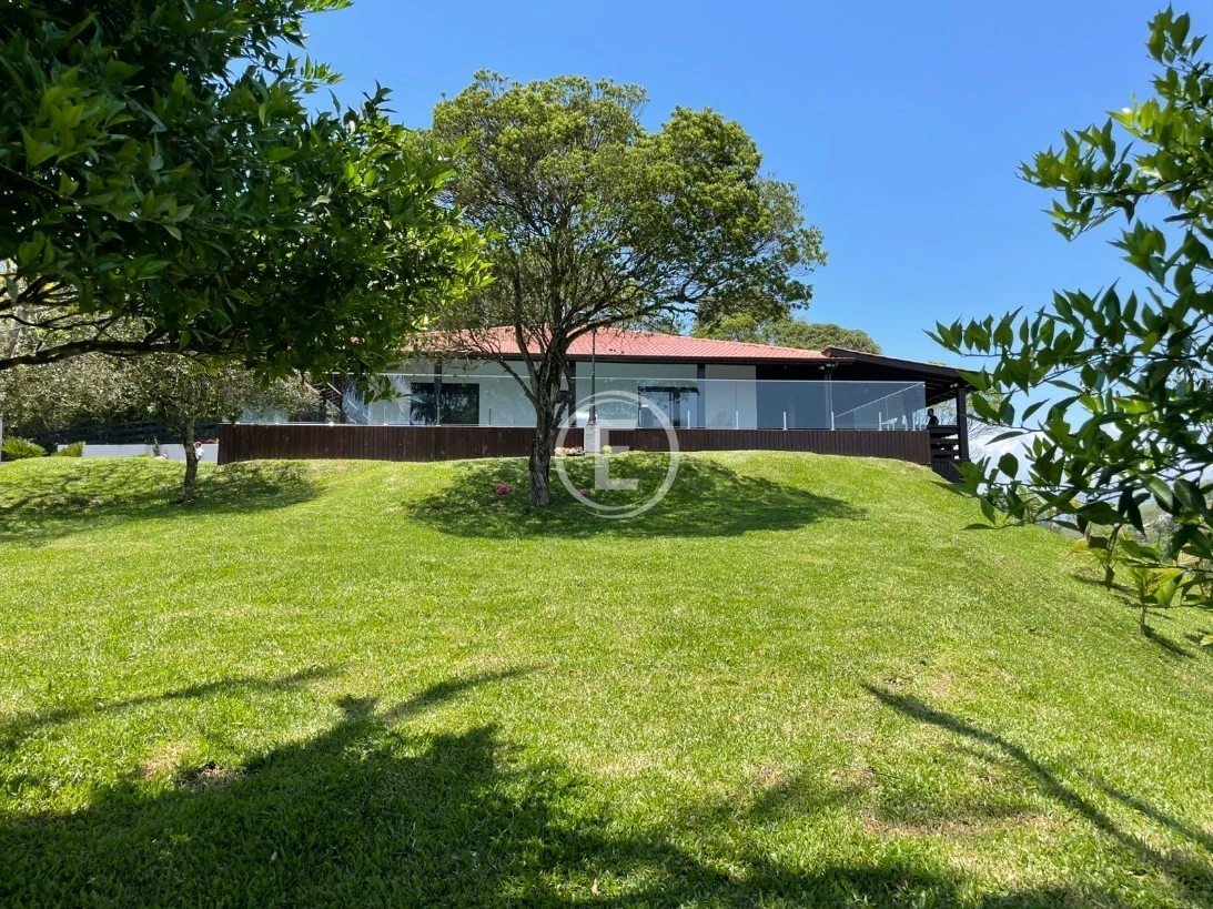 Casa em Pagará 3, Santo Amaro da Imperatriz. 2 quartos, 330m². Imagem 1 de 32