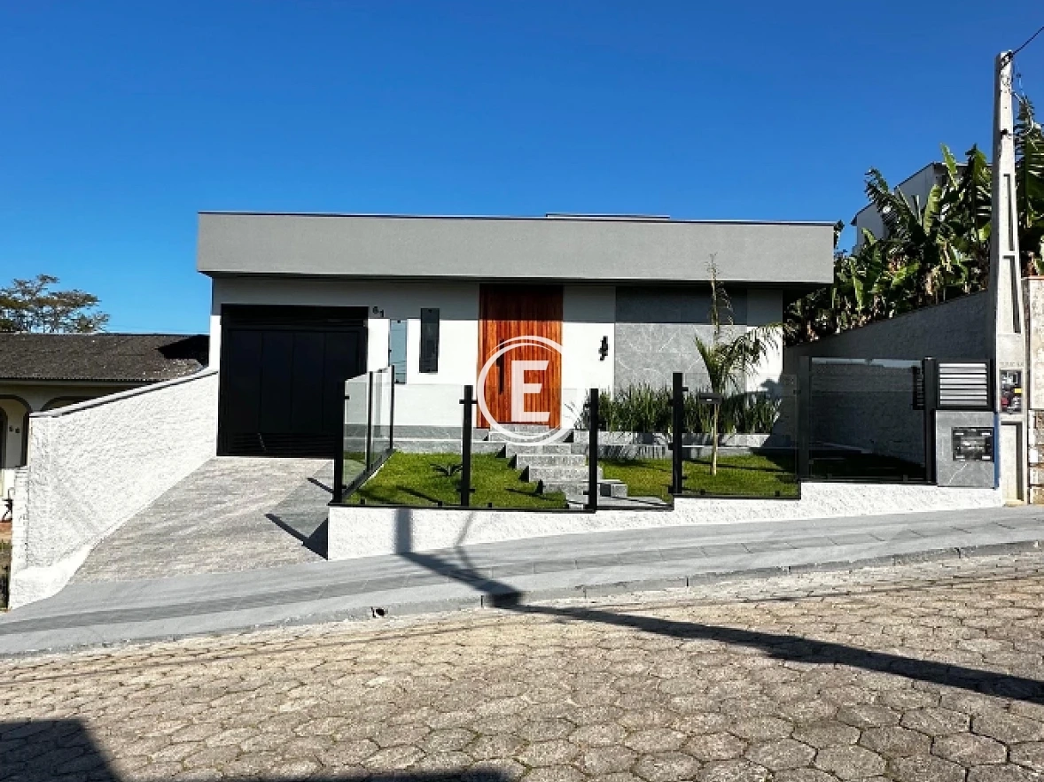 Casa em Picadas do Sul, São José. 3 quartos, 170m². Imagem 1 de 18