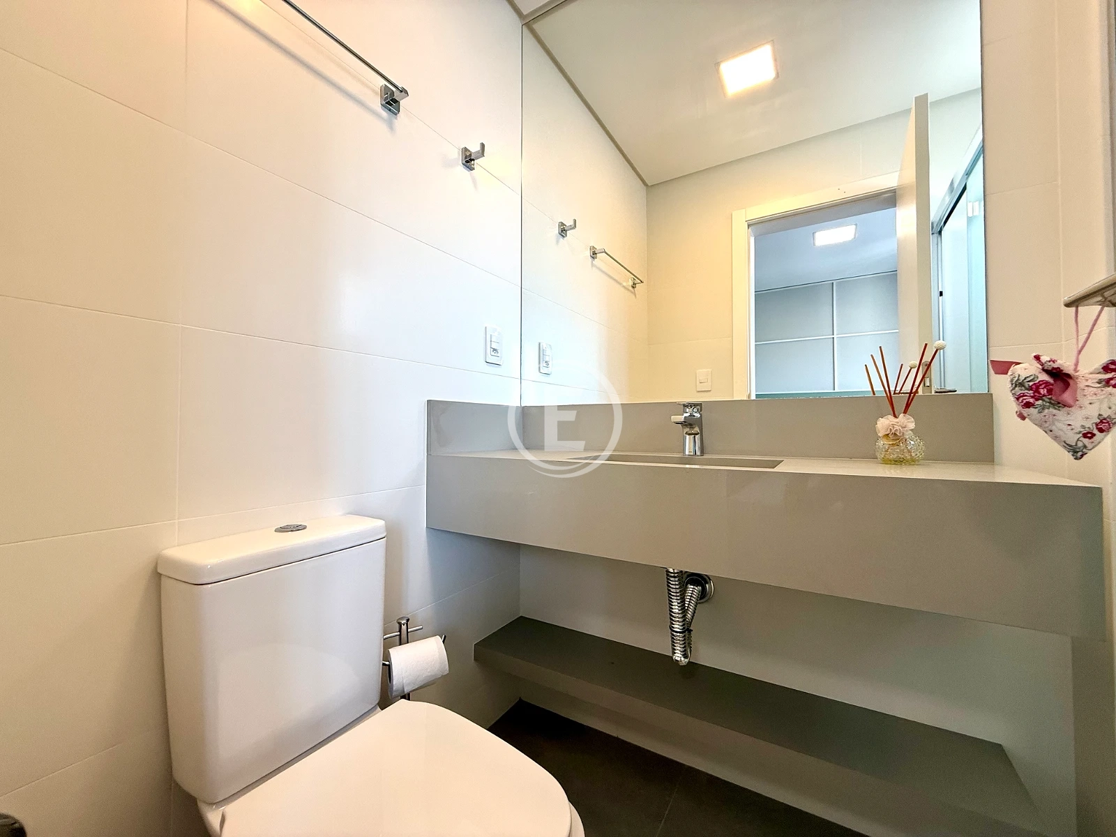 Apartamento em Kobrasol, São José. 3 quartos, 122m². Imagem 15 de 26