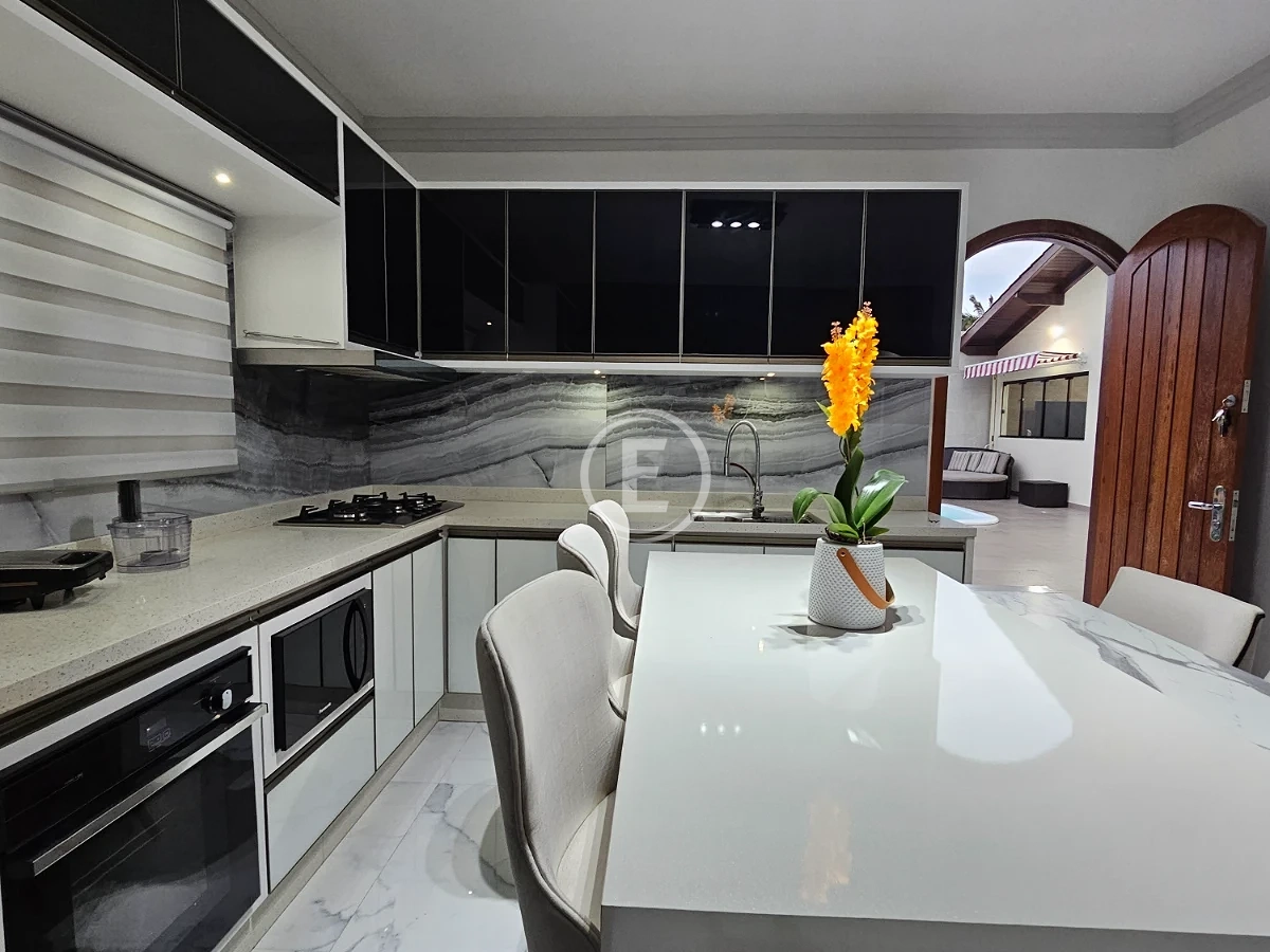 Casa em Rio Grande, Palhoça. 3 quartos, 220m². Imagem 17 de 30