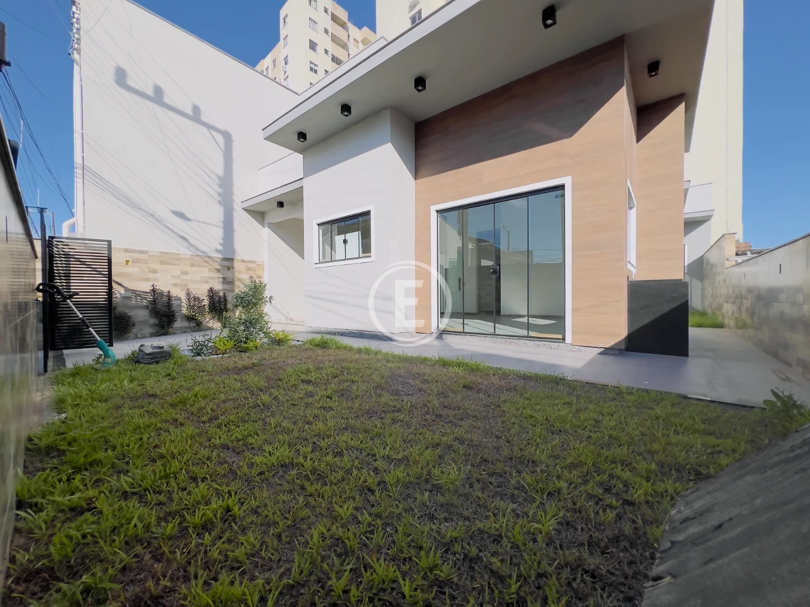 Casa em Areias, São José. 3 quartos, 100m². Imagem 2 de 24