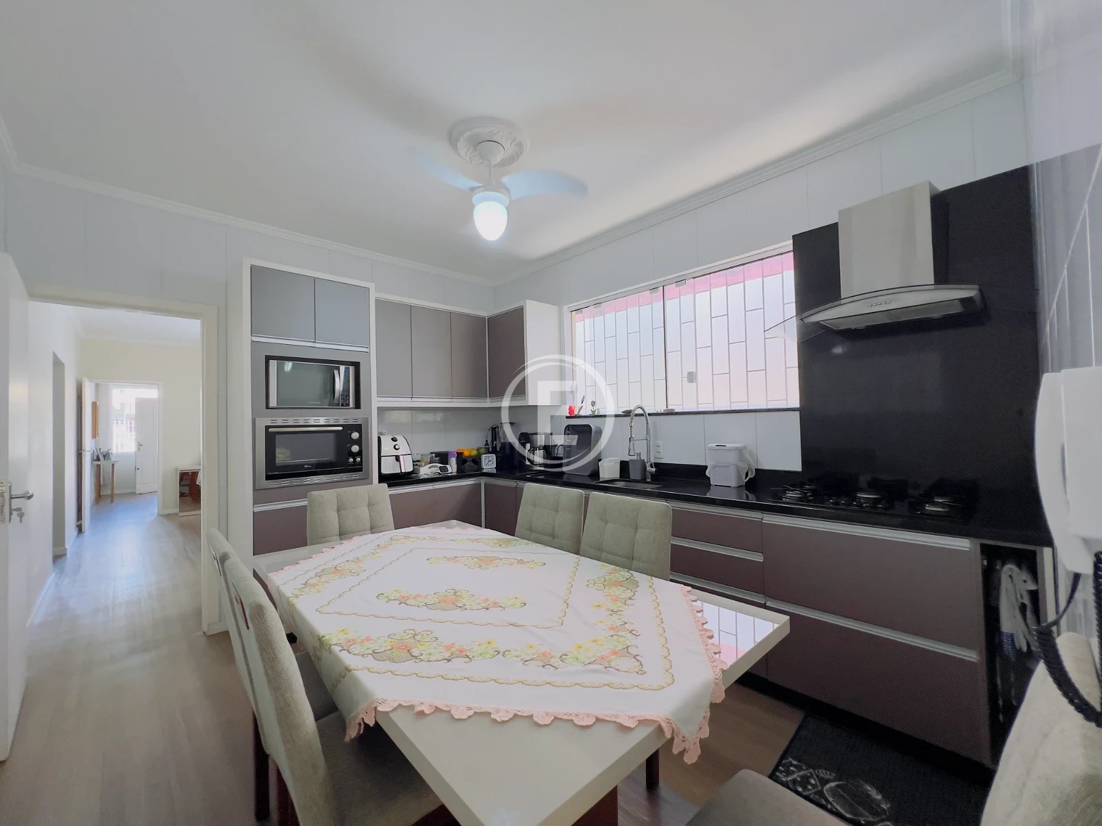 Casa em Ipiranga, São José. 4 quartos, 244m². Imagem 11 de 31