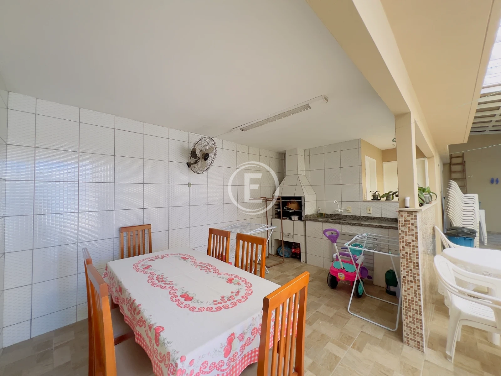 Casa em Ipiranga, São José. 4 quartos, 244m². Imagem 28 de 31