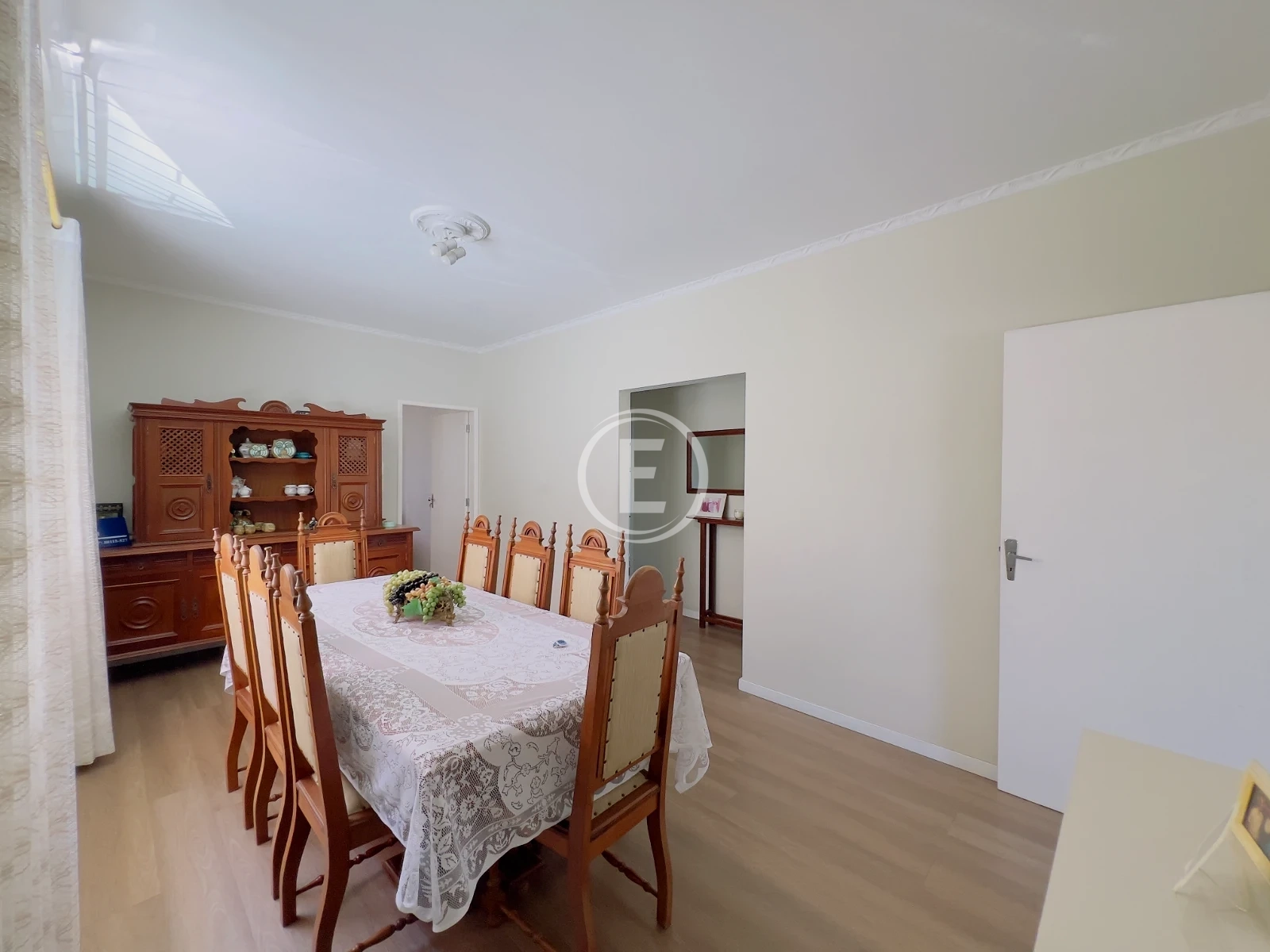 Casa em Ipiranga, São José. 4 quartos, 244m². Imagem 8 de 31