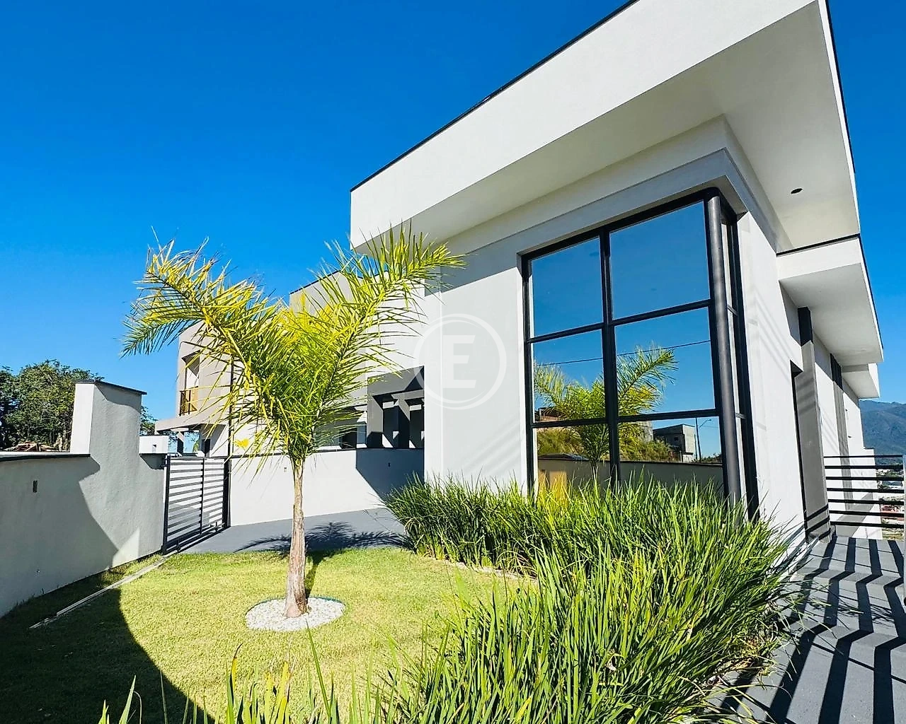 Casa em Alto Aririú, Palhoça. 3 quartos, 9061m². Imagem 1 de 9