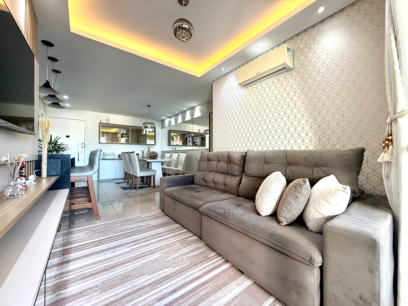 Apartamento em Barreiros, São José. 3 quartos, 97m². Imagem 3 de 17