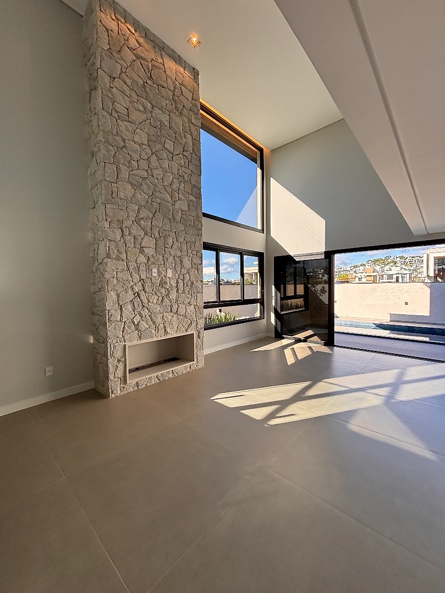 Casa em Pedra Branca, Palhoça. 4 quartos, 28240m². Imagem 5 de 22