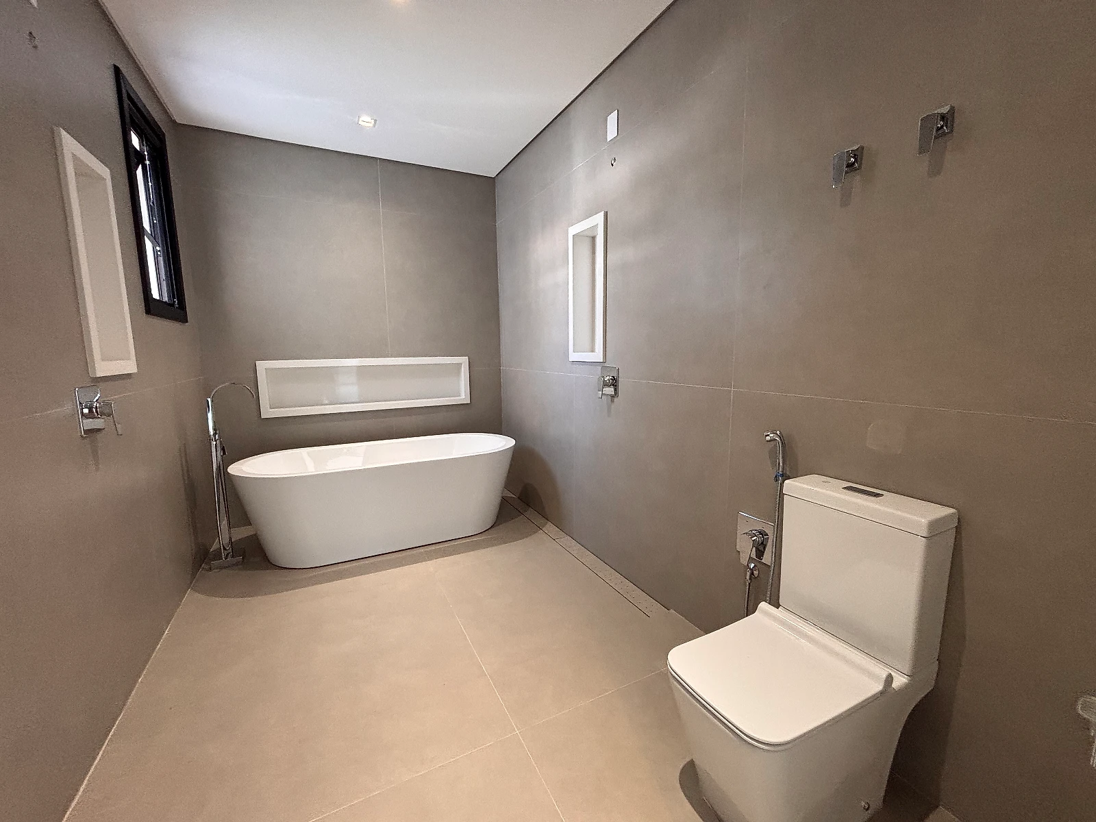 Casa em Pedra Branca, Palhoça. 4 quartos, 28240m². Imagem 15 de 22