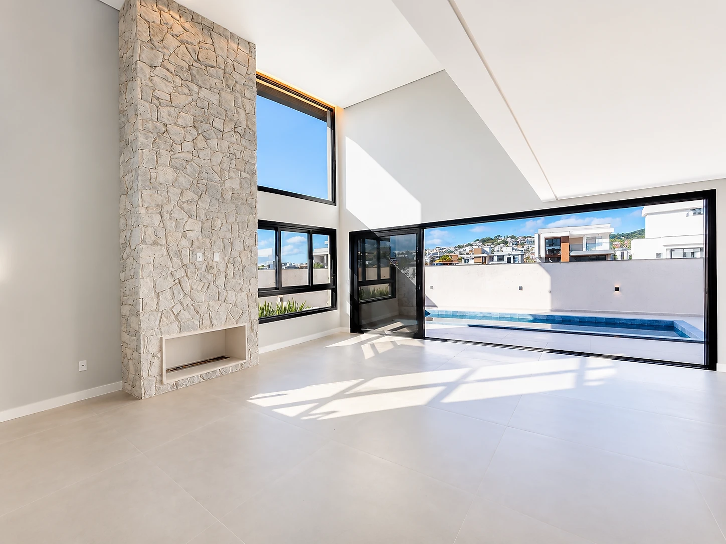 Casa em Pedra Branca, Palhoça. 4 quartos, 28240m². Imagem 3 de 22