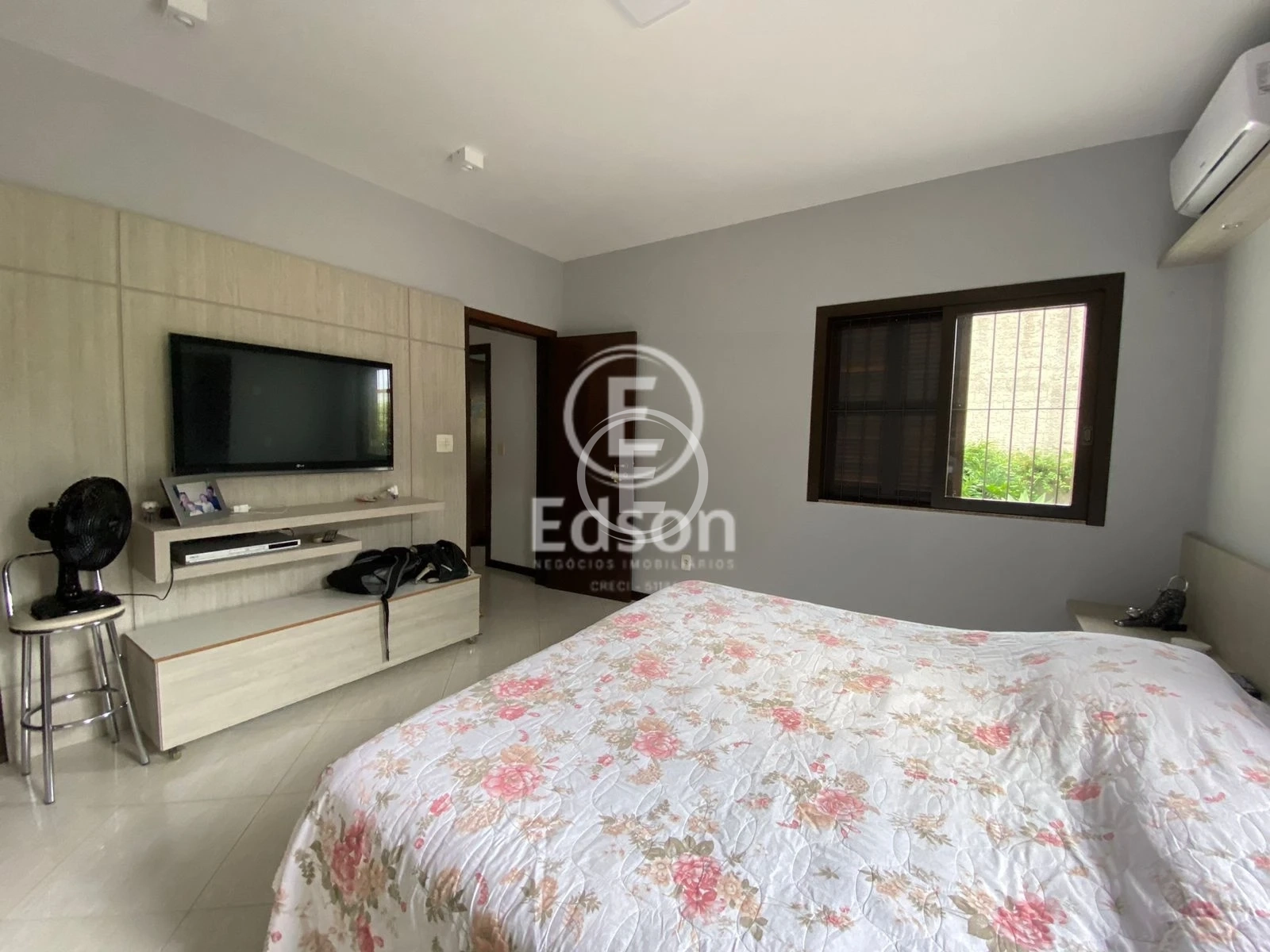 Casa em Aririú da Formiga, Palhoça. 4 quartos, 228m². Imagem 9 de 15
