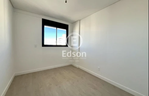 Apartamento em Kobrasol, São José