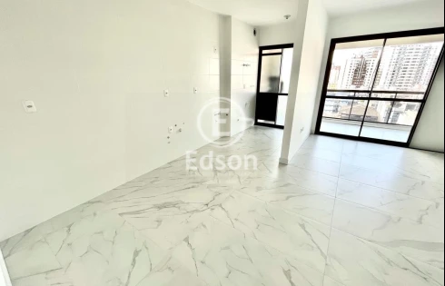 Apartamento em Kobrasol, São José