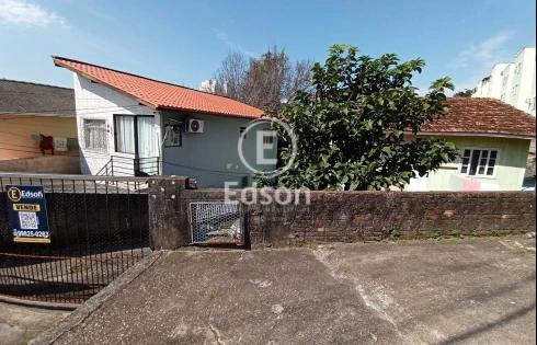 Terreno em Capoeiras, Florianópolis