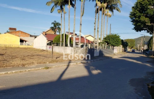 Terreno em Praia de Fora, Palhoça
