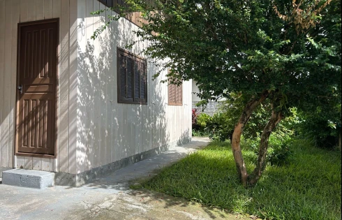 Casa em Ponte do Imaruim, Palhoça