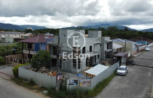 Casa em Forquilhas, São José